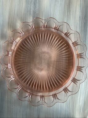 Vintage 13 inch large Anchor Hocking Pink Depression Glass Reticulated Server